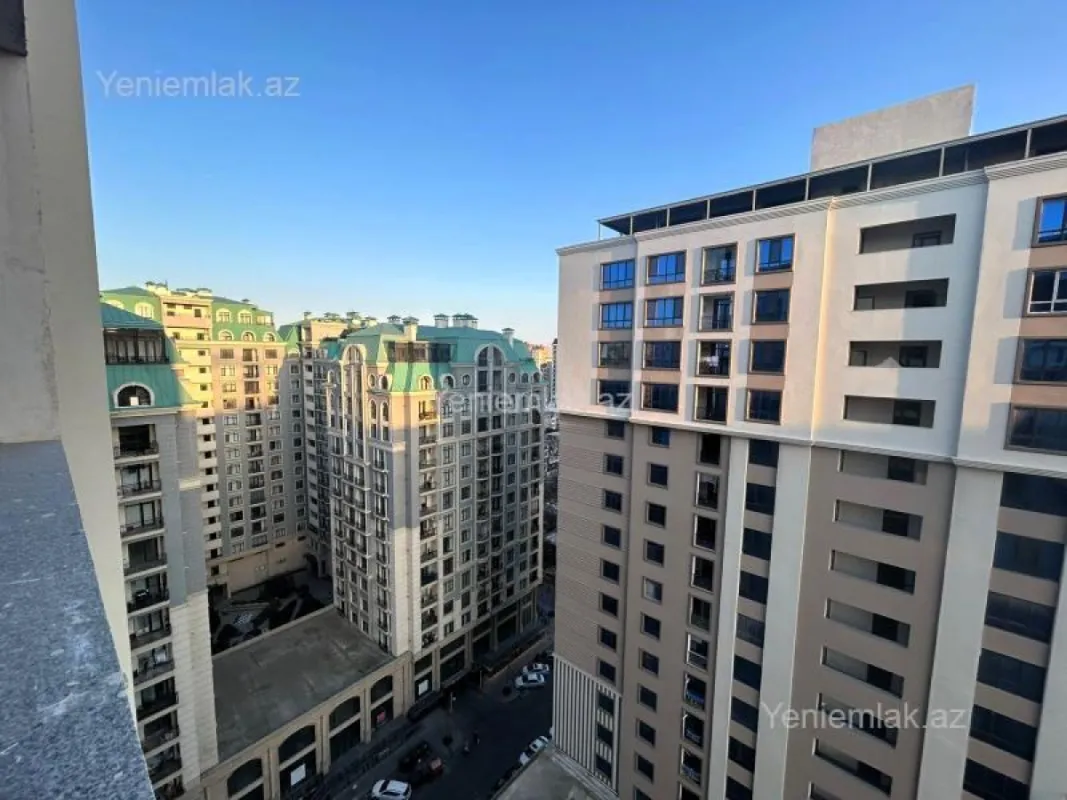 Satılır 2 otaqlı yeni tikili 81 m²