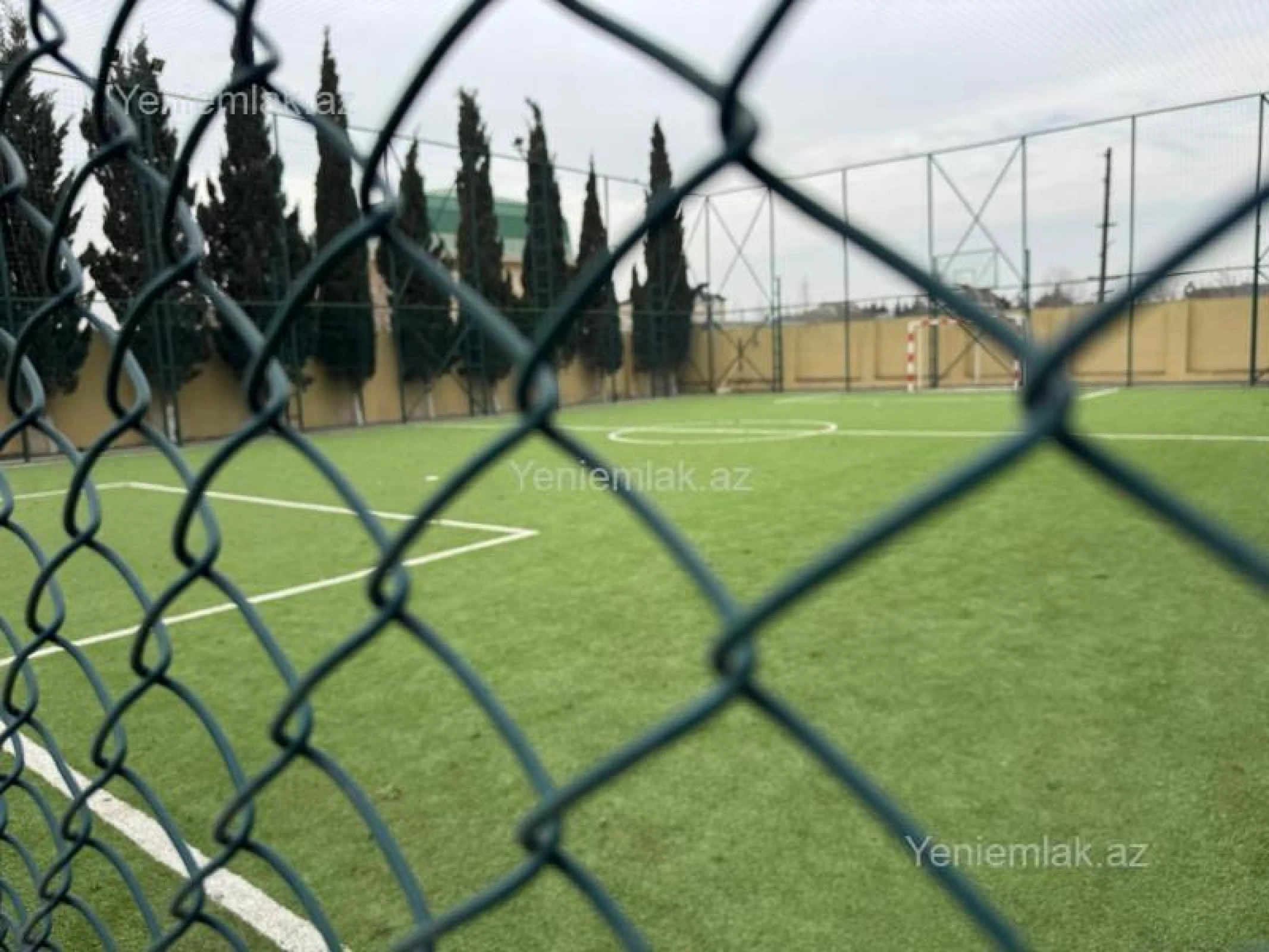 Satılır 4 otaqlı həyət evi 200 m²