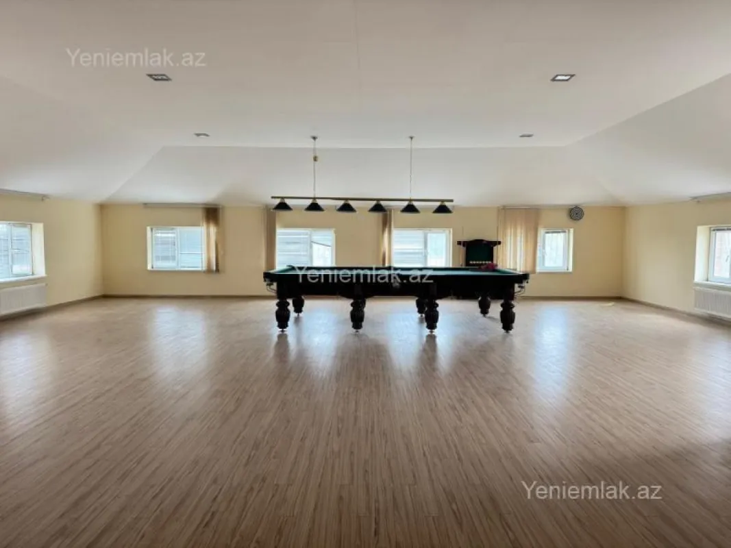 Satılır 4 otaqlı həyət evi 200 m²