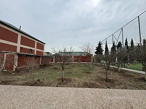 Satılır 4 otaqlı həyət evi 200 m²