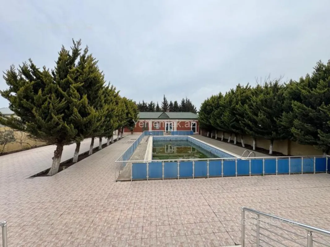 Satılır 4 otaqlı həyət evi 200 m²