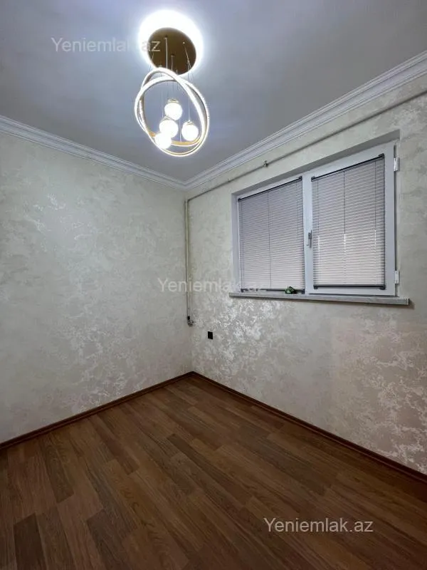 Satılır 3 otaqlı köhnə tikili 65 m²