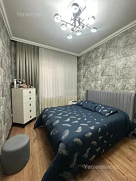 Satılır 3 otaqlı köhnə tikili 75 m²