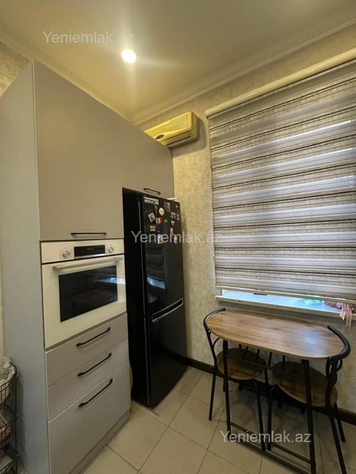 Satılır 3 otaqlı köhnə tikili 75 m²