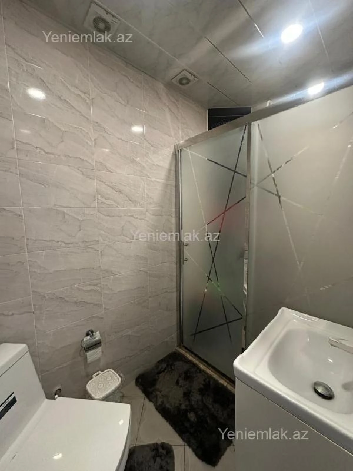Satılır 3 otaqlı köhnə tikili 75 m²
