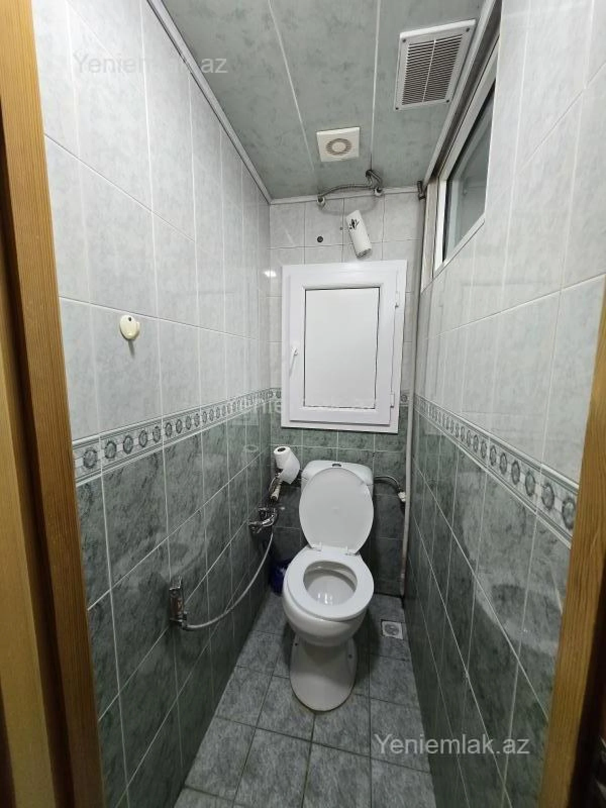 Satılır 4 otaqlı köhnə tikili 110 m²