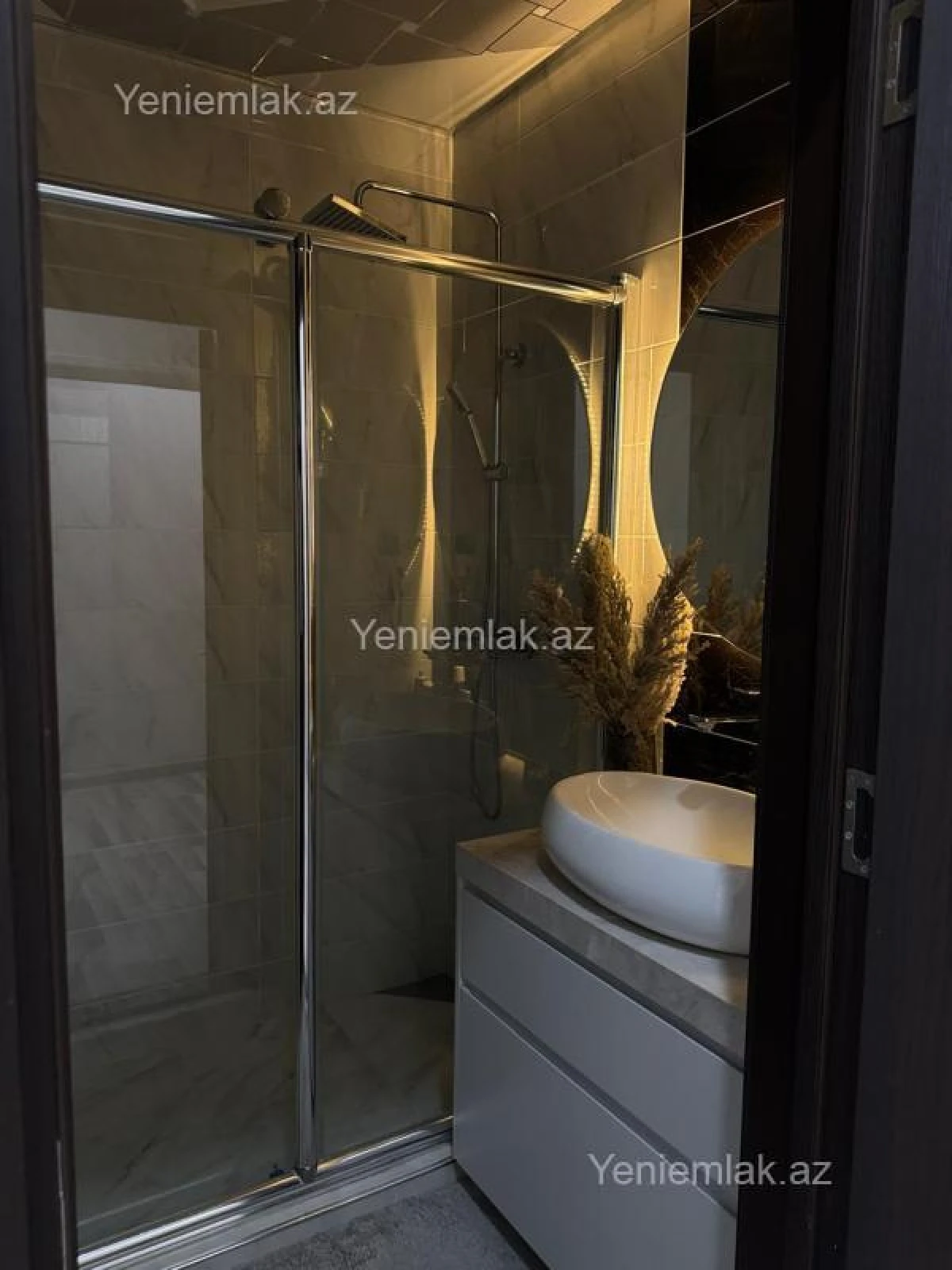 Satılır 3 otaqlı yeni tikili 110 m²