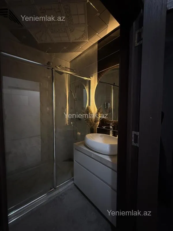 Satılır 3 otaqlı yeni tikili 110 m²