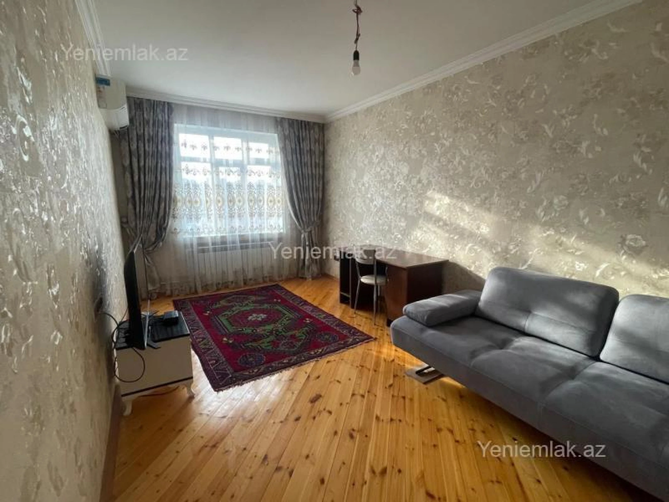 Satılır 2 otaqlı köhnə tikili 60 m²