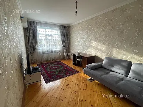 Satılır 2 otaqlı köhnə tikili 60 m²