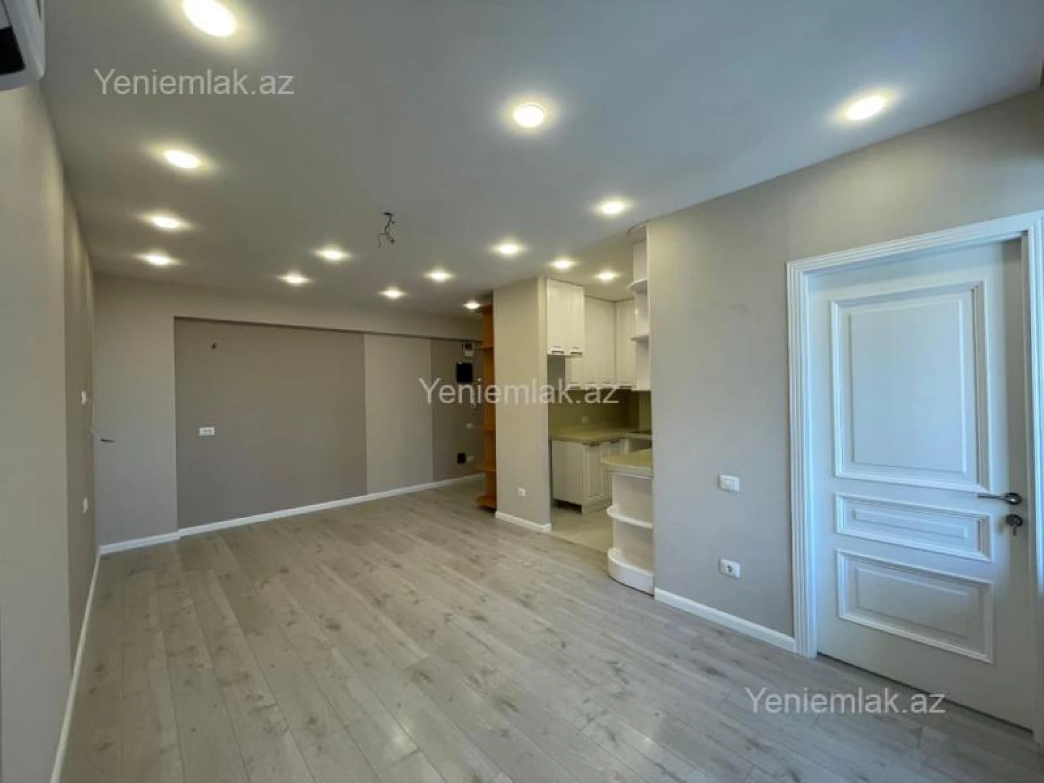 Satılır 3 otaqlı yeni tikili 85 m²