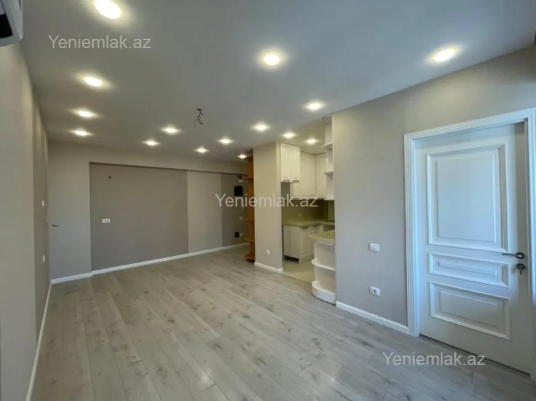 Satılır 3 otaqlı yeni tikili 85 m²
