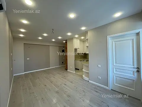 Satılır 3 otaqlı yeni tikili 85 m²