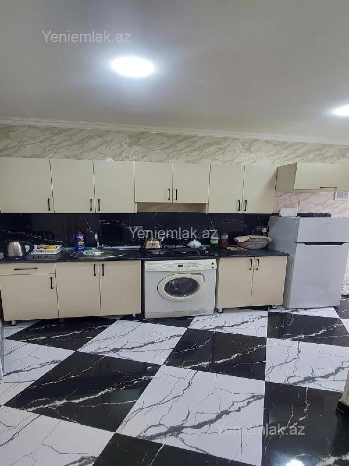 Satılır 3 otaqlı həyət evi 80 m²