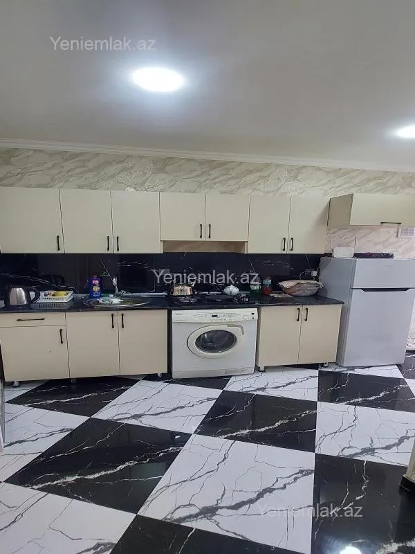Satılır 3 otaqlı həyət evi 80 m²