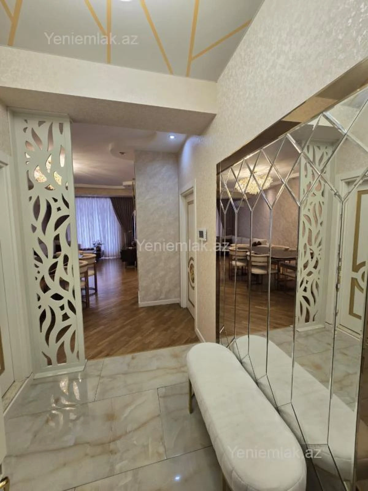 Satılır 3 otaqlı yeni tikili 115 m²