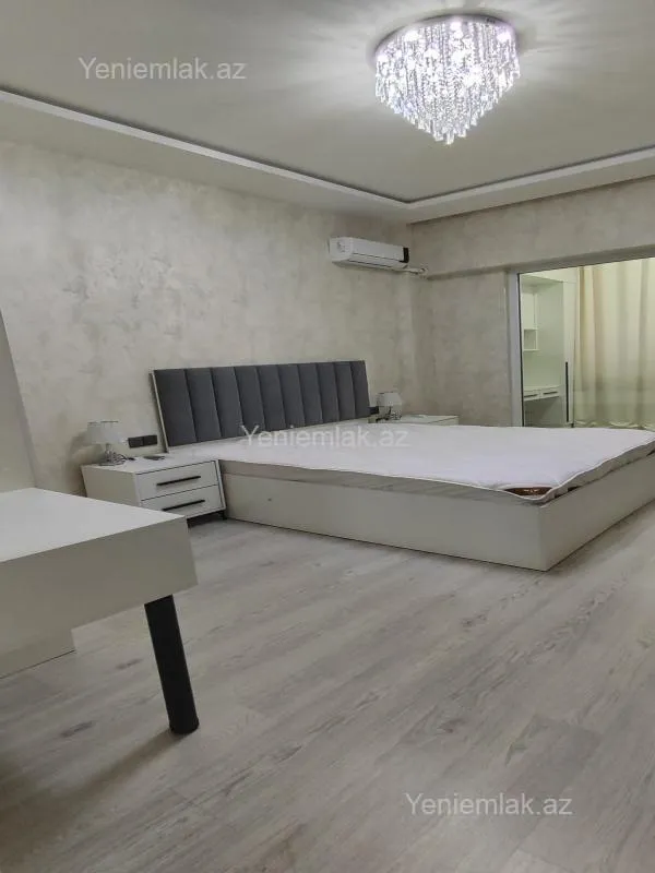 Satılır 2 otaqlı yeni tikili 75 m²