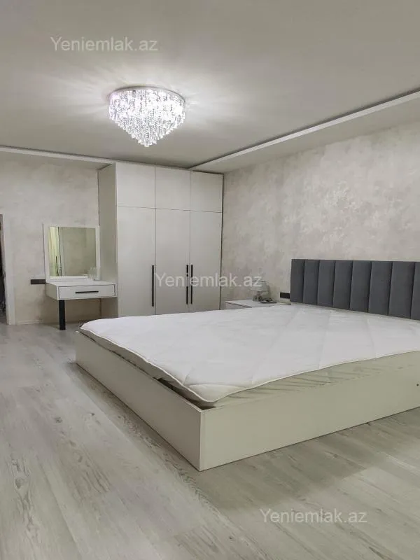 Satılır 2 otaqlı yeni tikili 75 m²