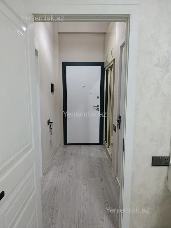 Satılır 2 otaqlı yeni tikili 75 m²