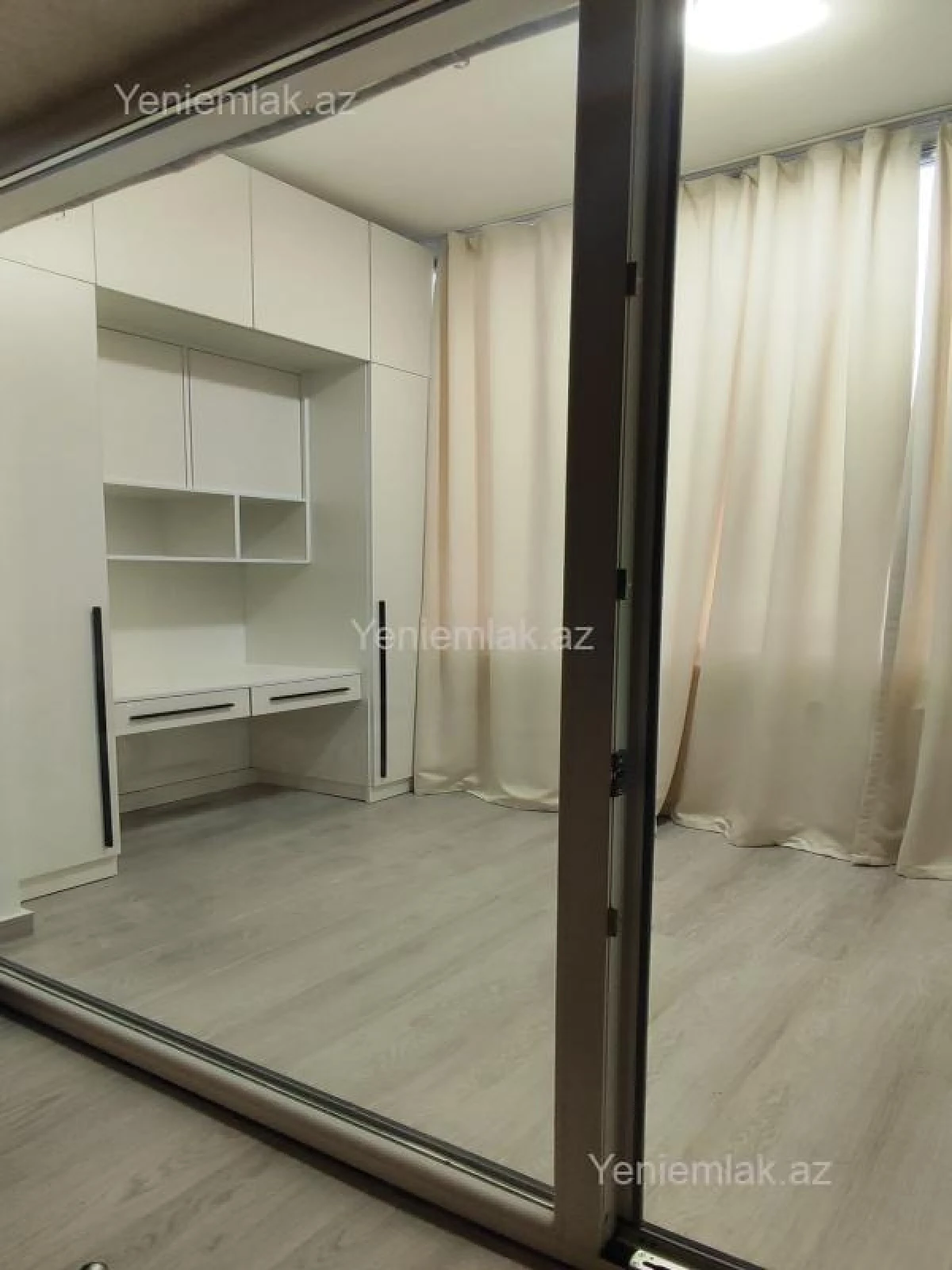 Satılır 2 otaqlı yeni tikili 75 m²