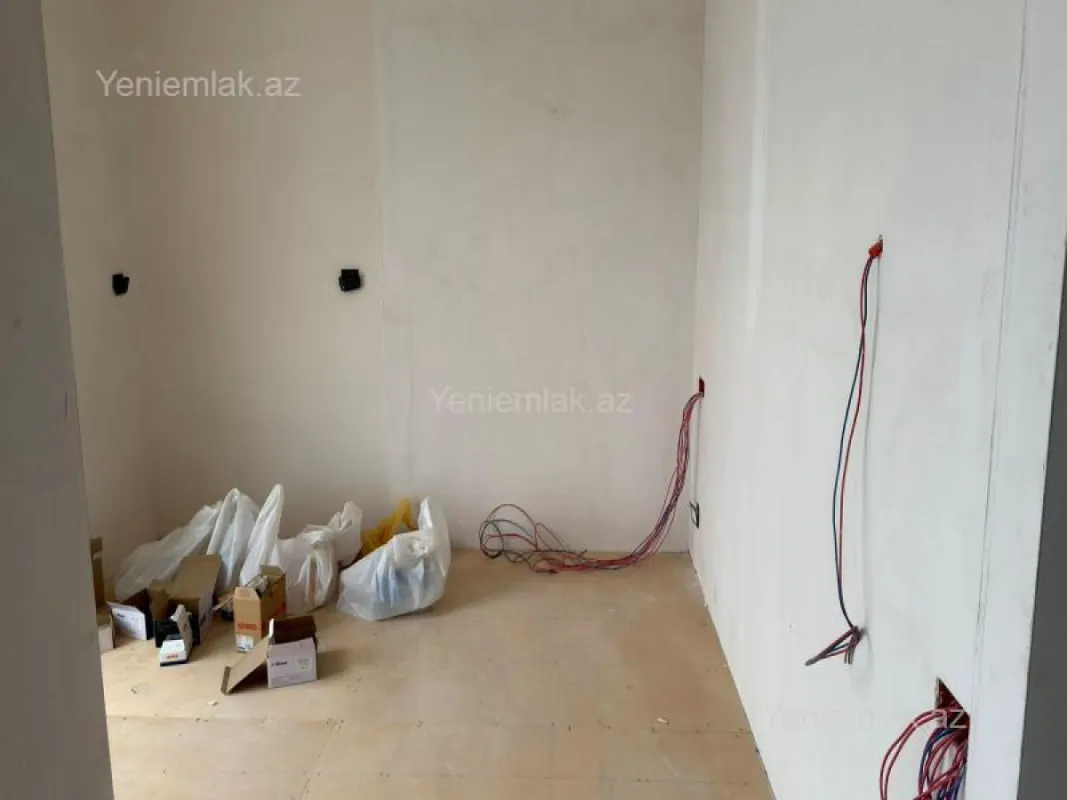 Satılır 2 otaqlı yeni tikili 60 m²