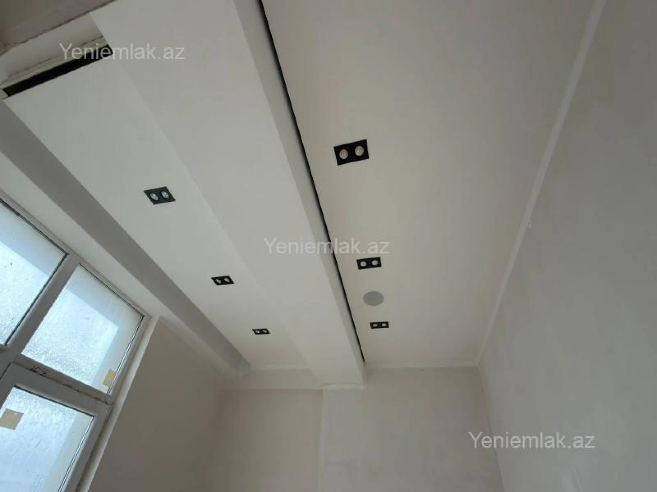 Satılır 2 otaqlı yeni tikili 60 m²