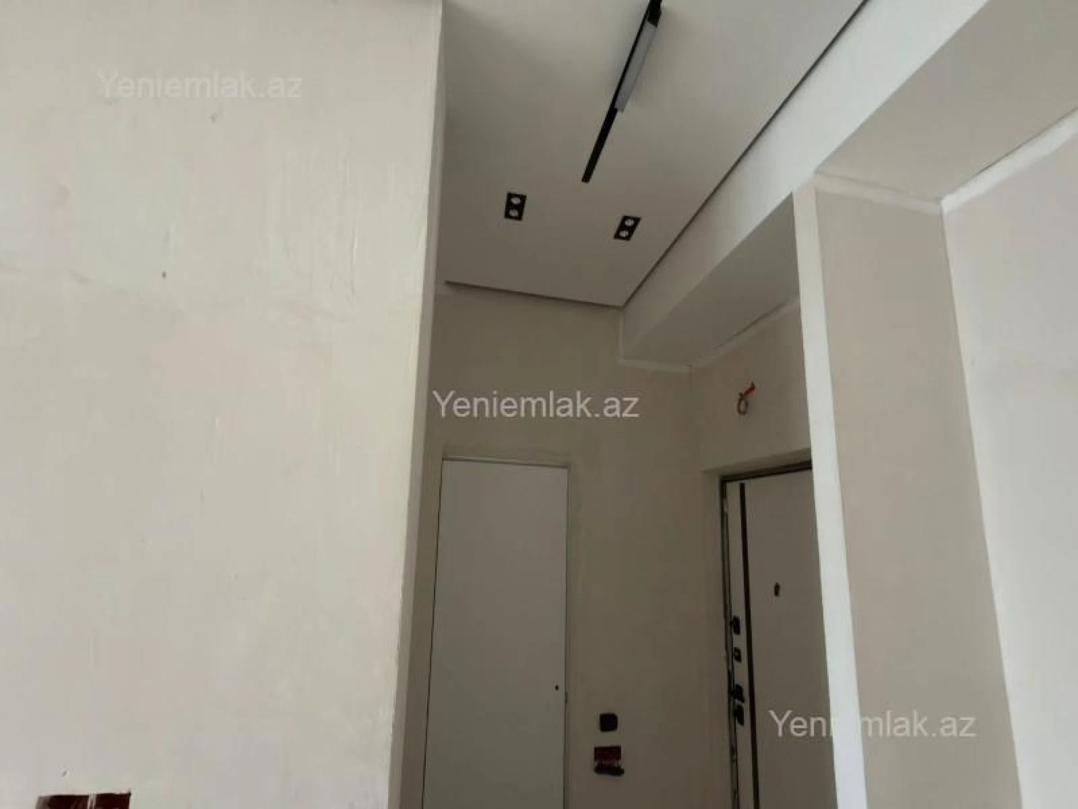 Satılır 2 otaqlı yeni tikili 60 m²
