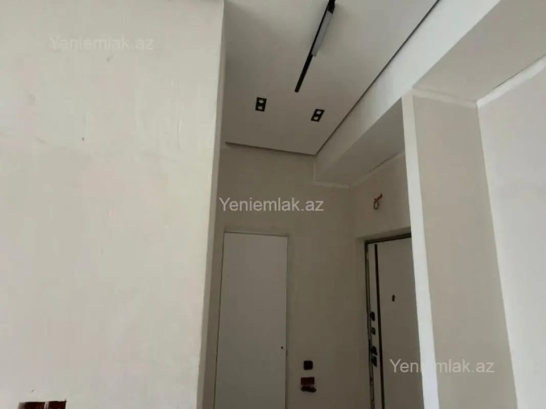 Satılır 2 otaqlı yeni tikili 60 m²