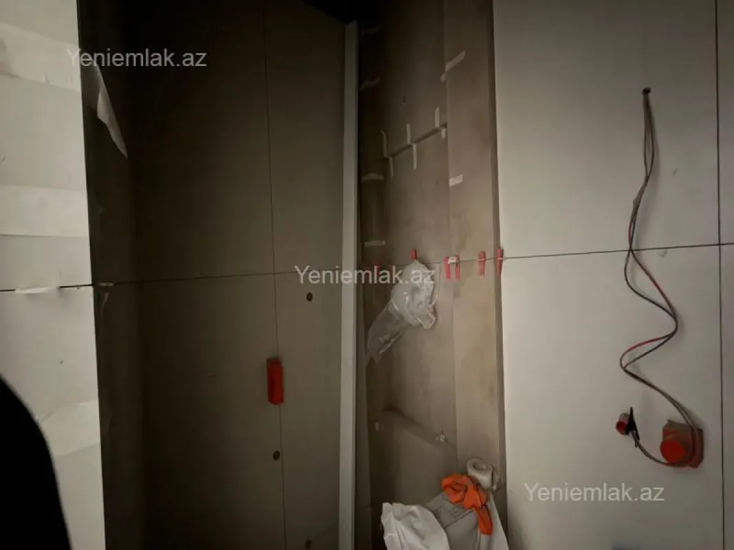 Satılır 2 otaqlı yeni tikili 60 m²