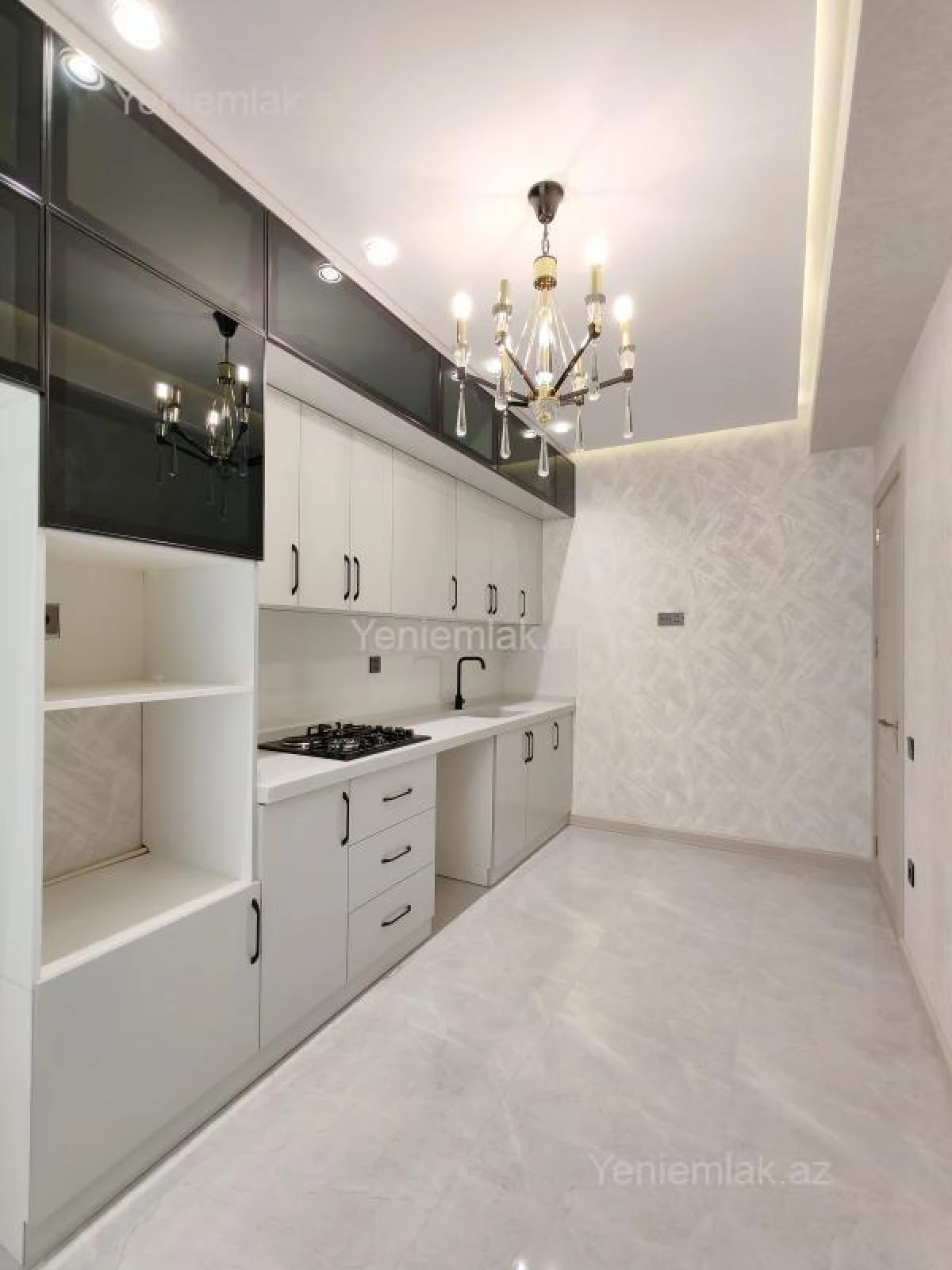 Satılır 2 otaqlı yeni tikili 65 m²