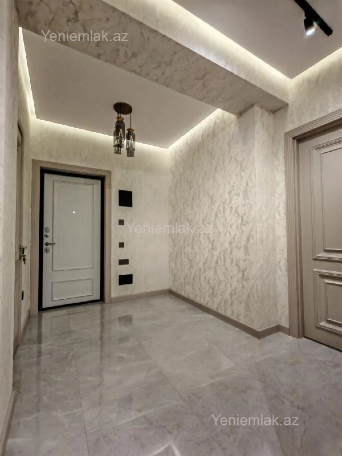 Satılır 2 otaqlı yeni tikili 65 m²