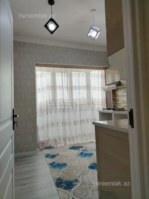 Satılır 3 otaqlı yeni tikili 72 m²