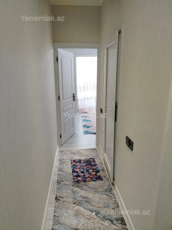 Satılır 3 otaqlı yeni tikili 72 m²