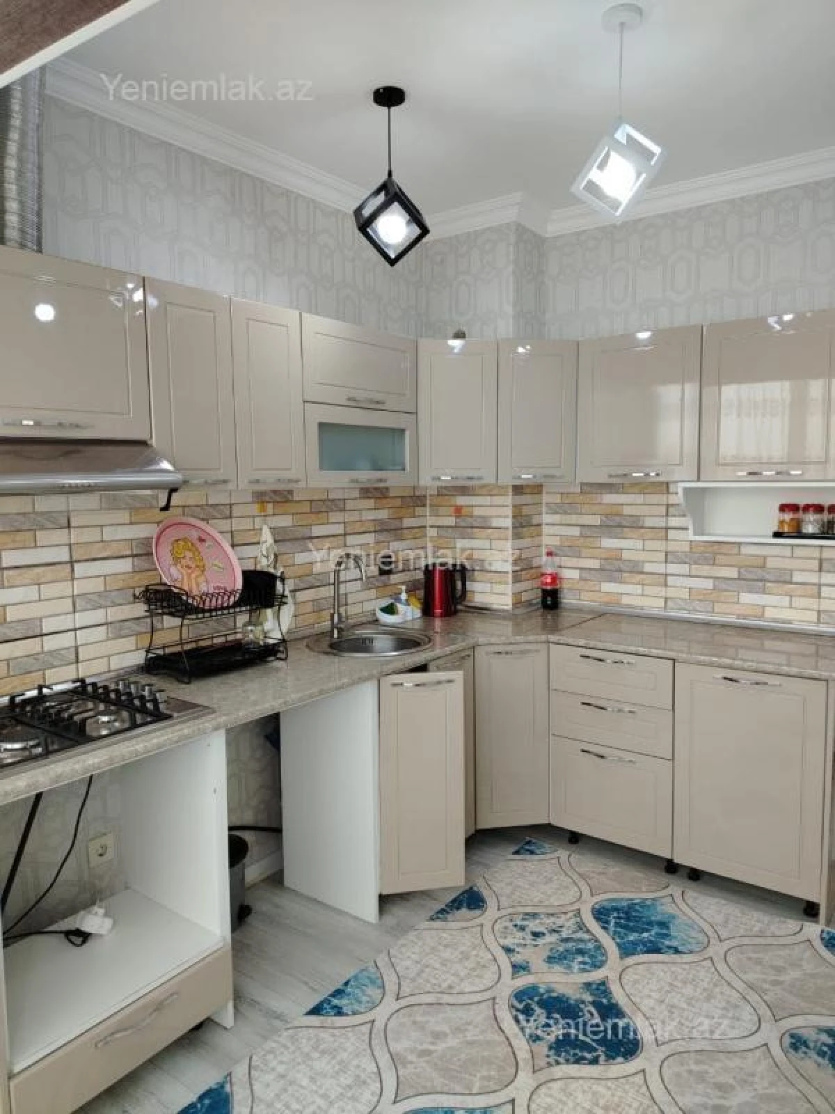 Satılır 3 otaqlı yeni tikili 72 m²