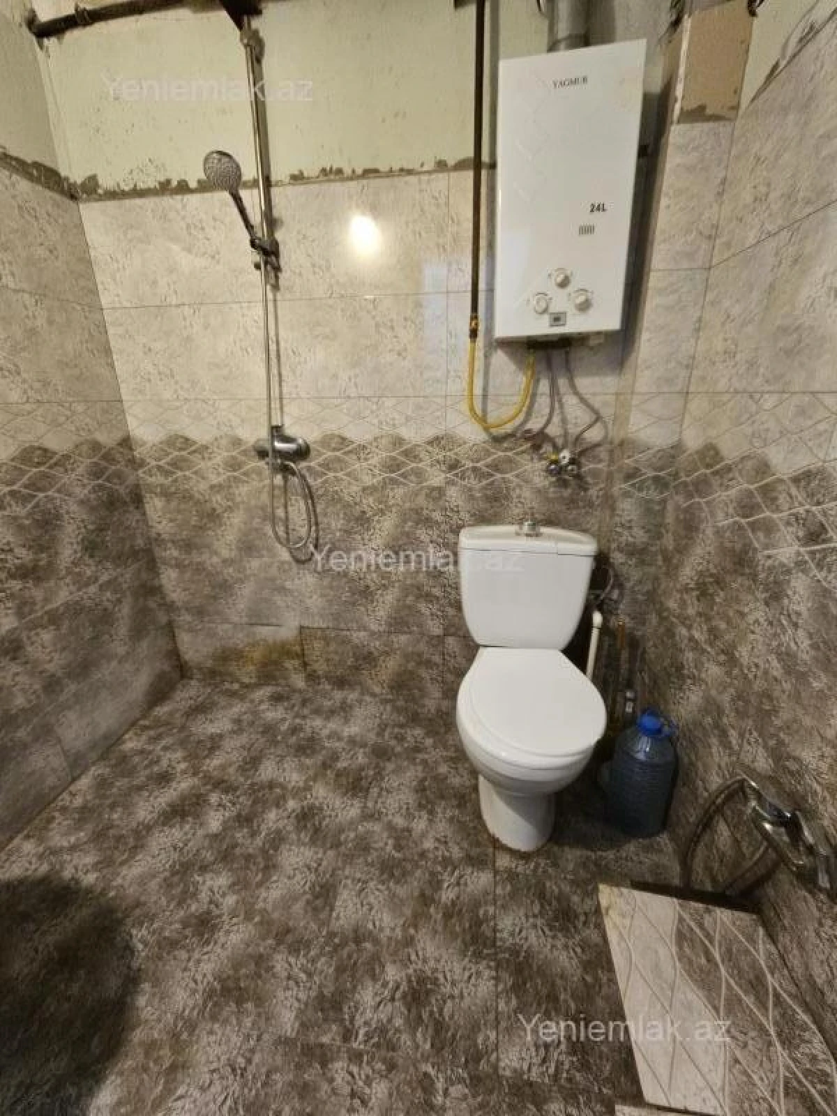 Satılır 1 otaqlı köhnə tikili 37 m²