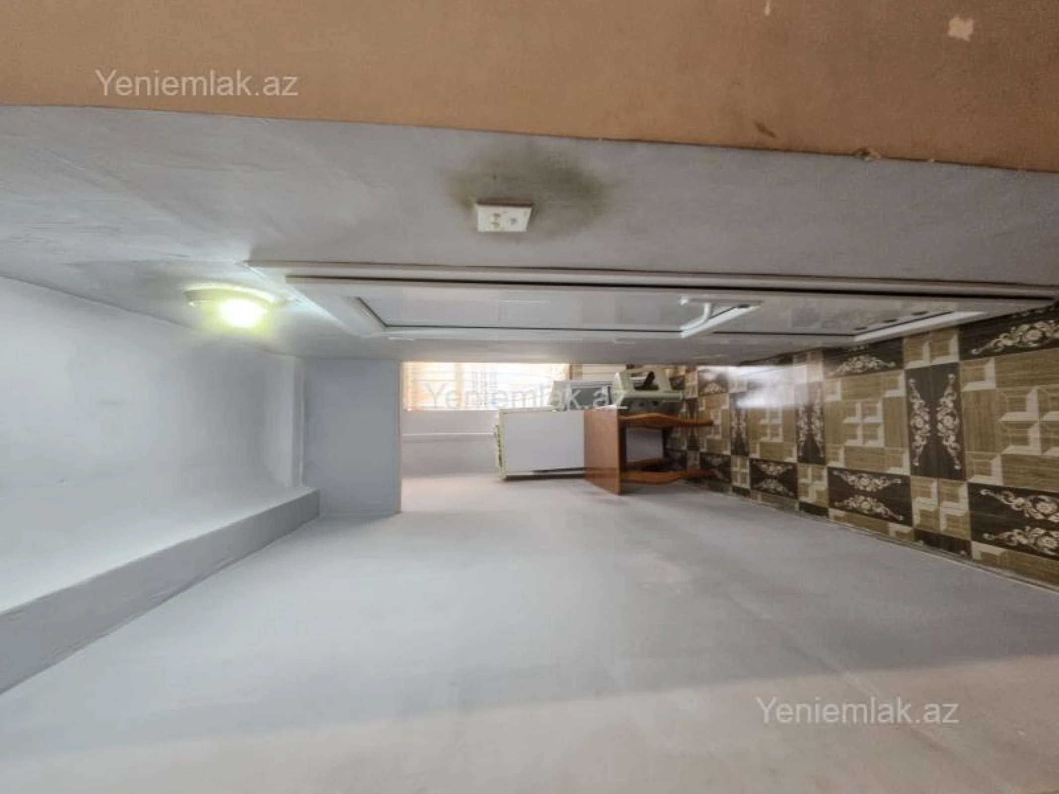 Satılır 1 otaqlı köhnə tikili 37 m²