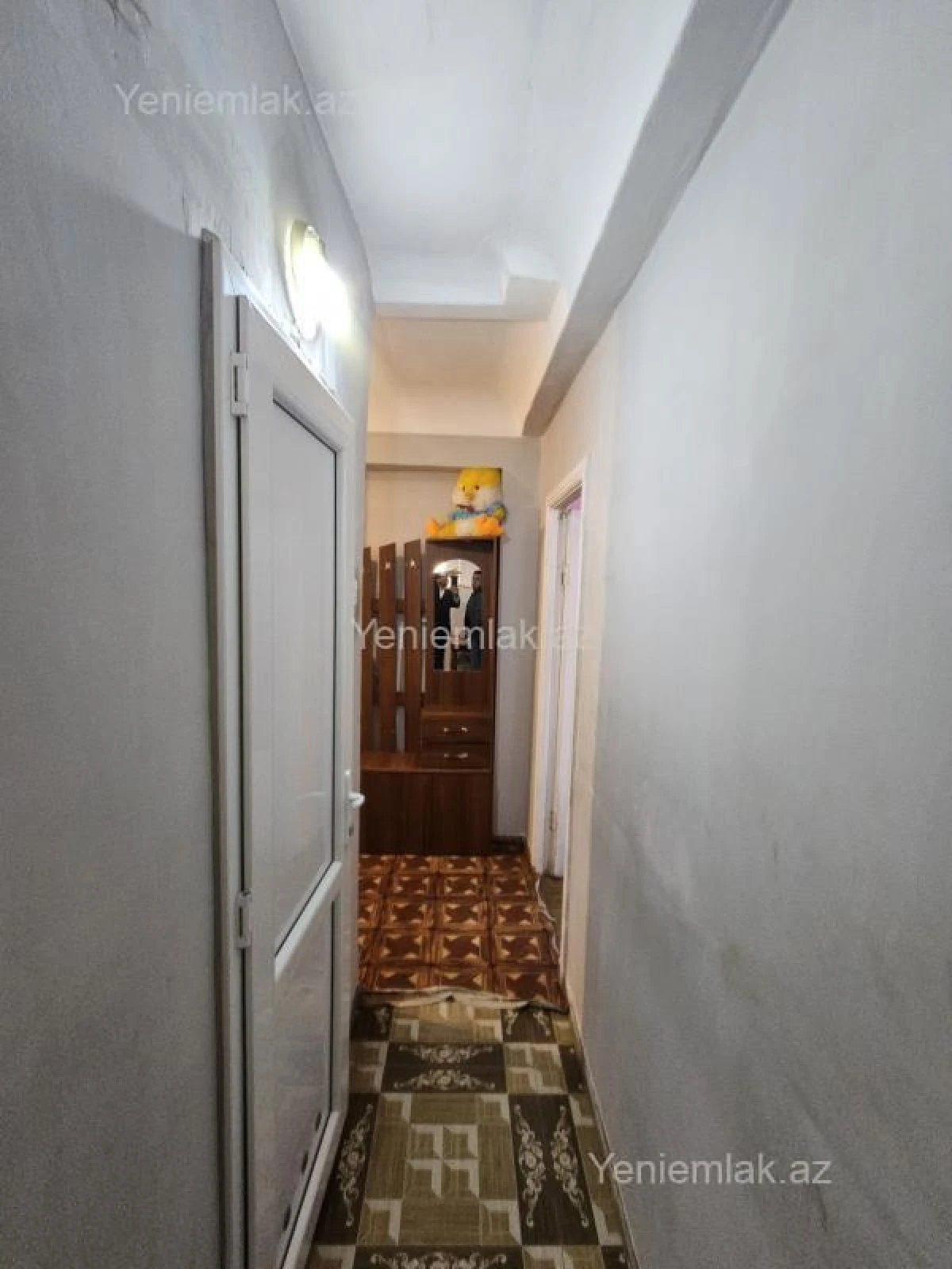 Satılır 1 otaqlı köhnə tikili 37 m²