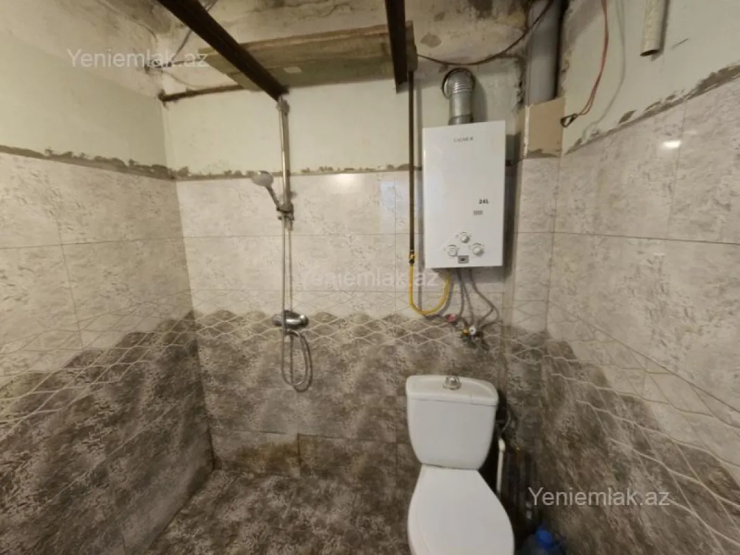 Satılır 1 otaqlı köhnə tikili 37 m²