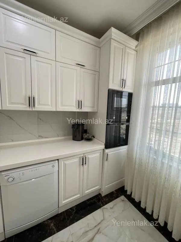 Satılır 3 otaqlı yeni tikili 114 m²