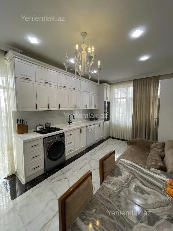 Satılır 3 otaqlı yeni tikili 114 m²