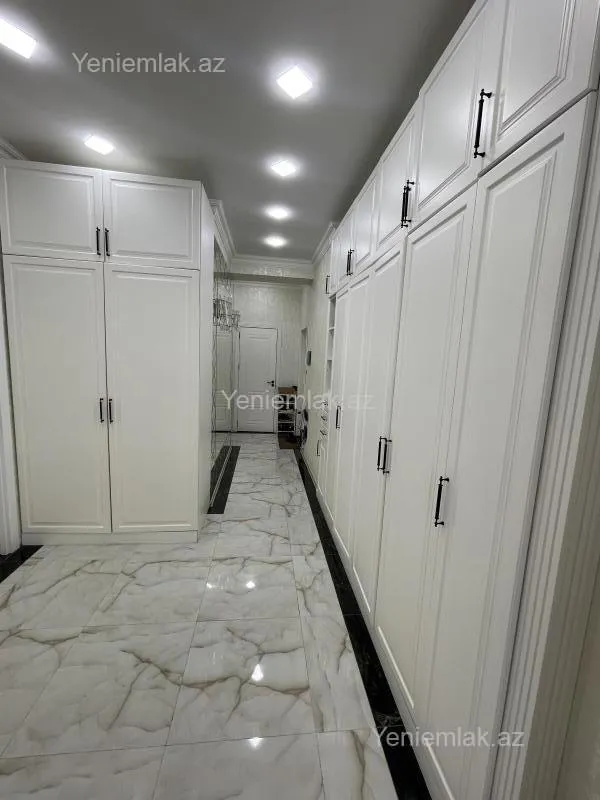Satılır 3 otaqlı yeni tikili 114 m²