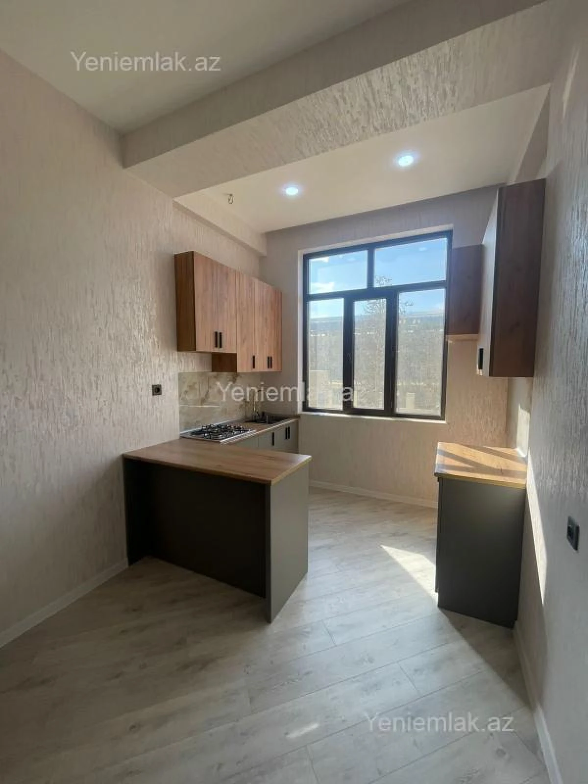 Satılır 2 otaqlı yeni tikili 52 m²
