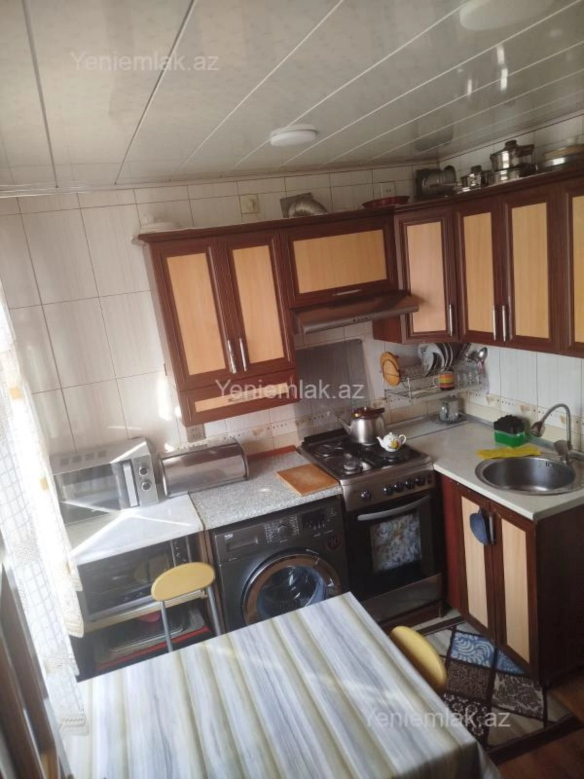 Satılır 3 otaqlı köhnə tikili 70 m²