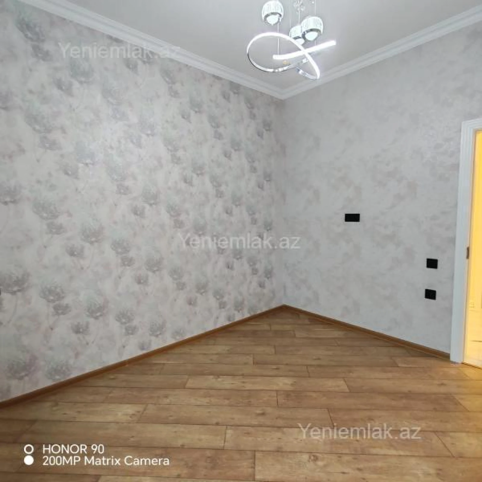 Satılır 4 otaqlı həyət evi 145 m²