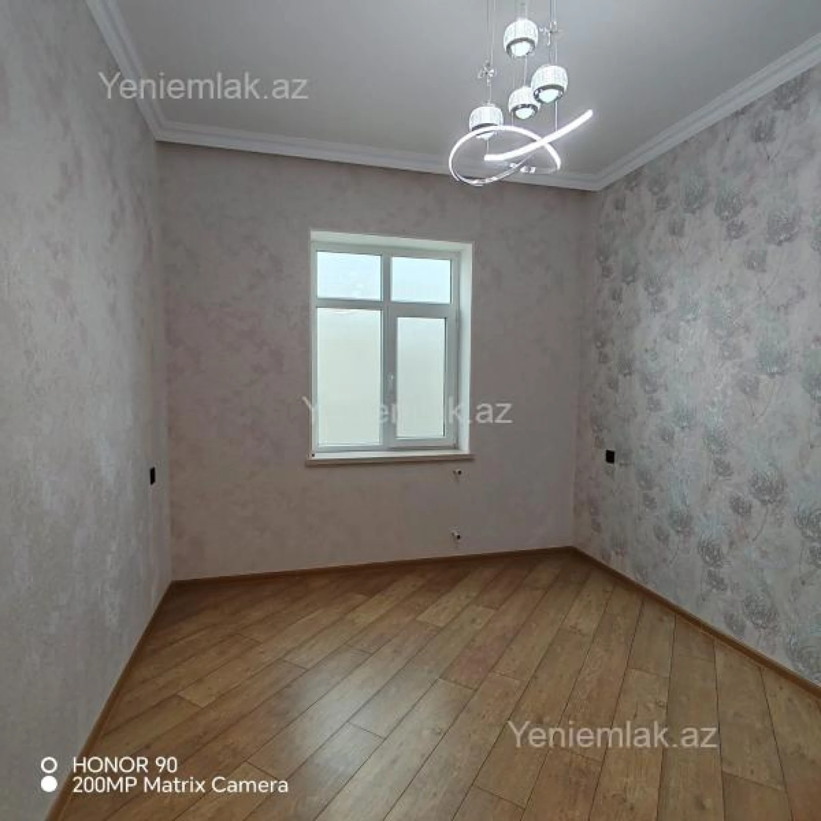 Satılır 4 otaqlı həyət evi 145 m²