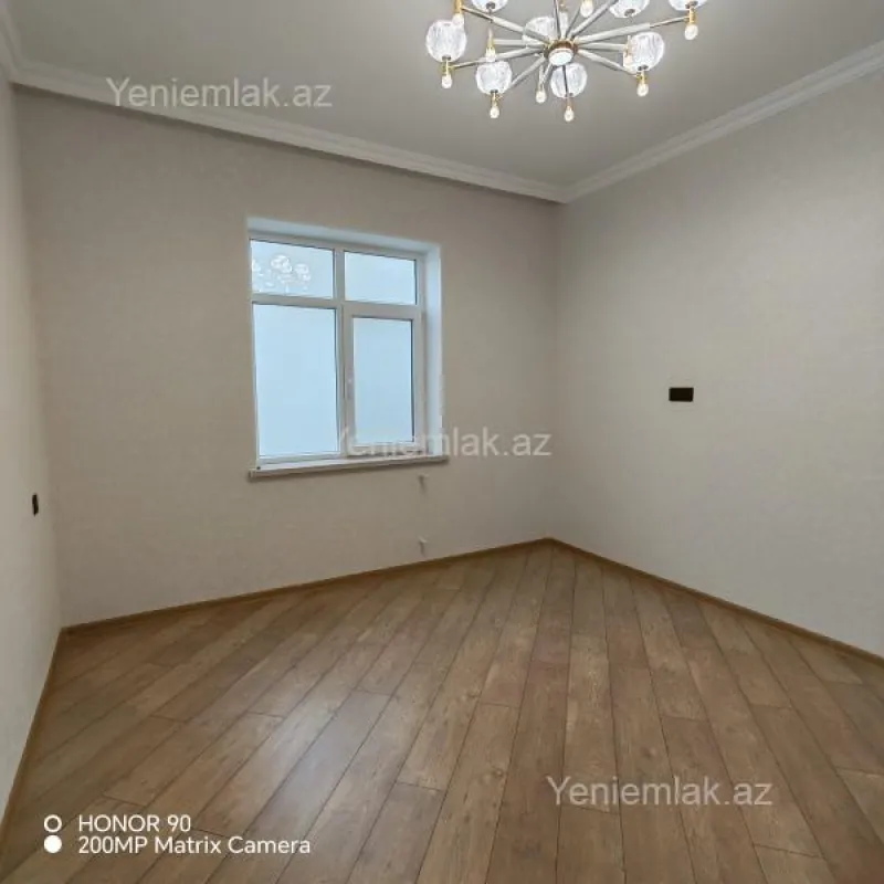 Satılır 4 otaqlı həyət evi 145 m²