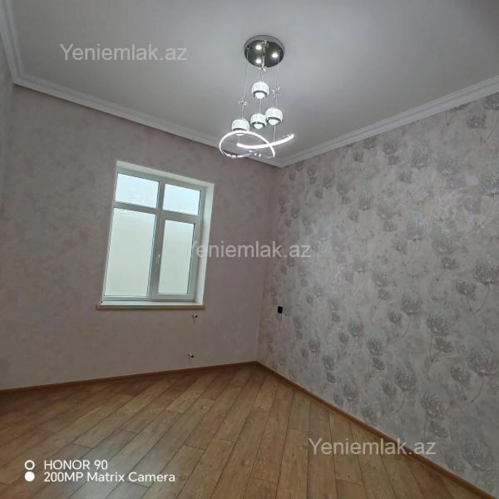 Satılır 4 otaqlı həyət evi 145 m²