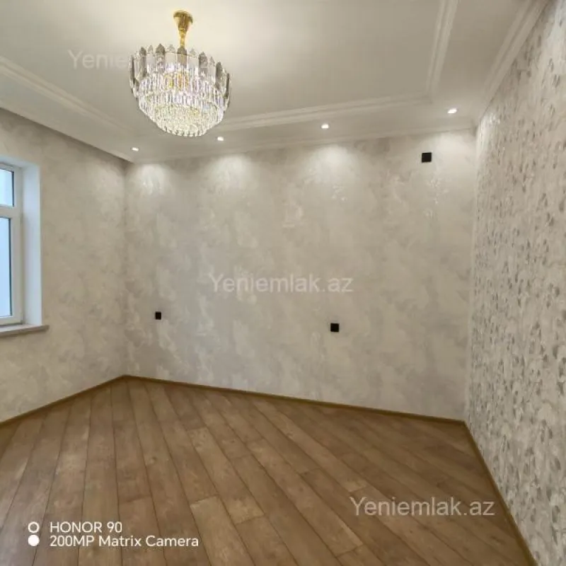 Satılır 4 otaqlı həyət evi 145 m²