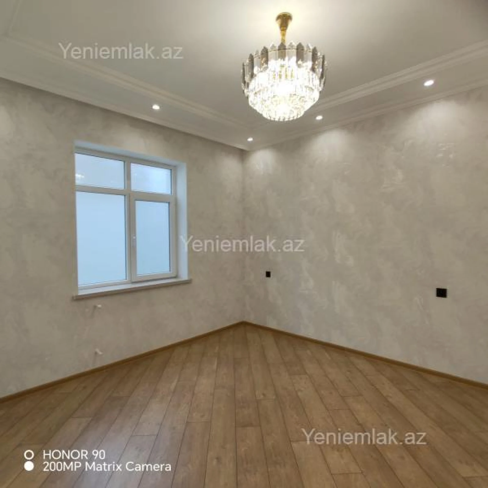 Satılır 4 otaqlı həyət evi 145 m²