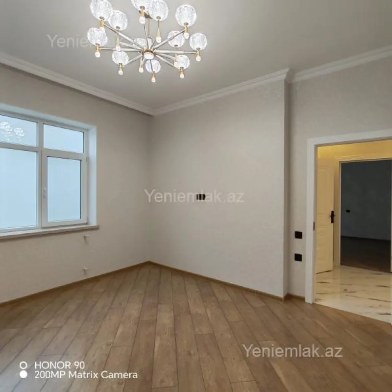 Satılır 4 otaqlı həyət evi 145 m²